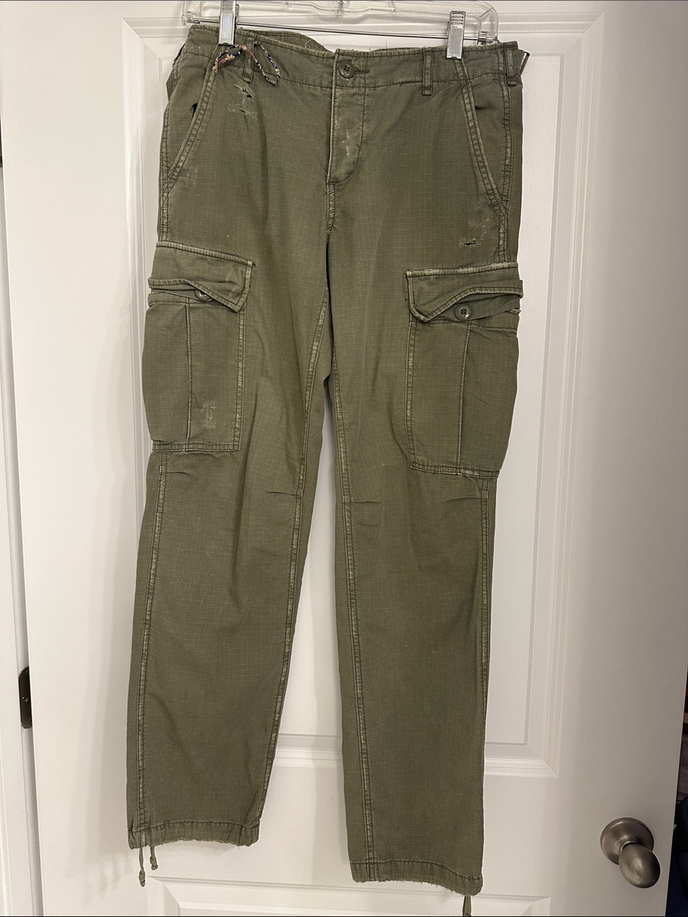 American Eagle Outfitters Olive Cargo Pants
